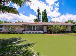 6820 SW 15th St, Pembroke Pines, FL 33023