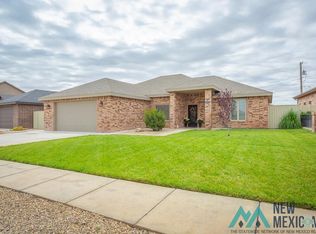 2411 W Bullock Ave, Artesia, NM 88210