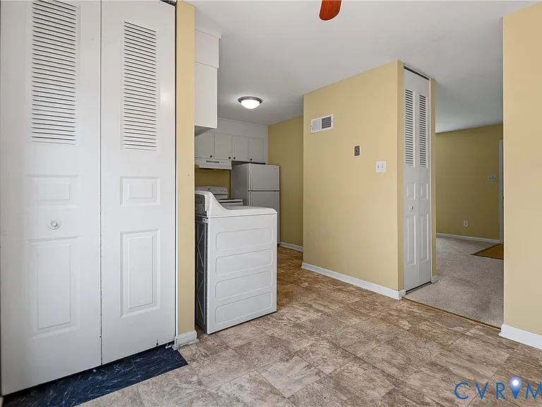 4704 Leadenhall Dr — Photo 14