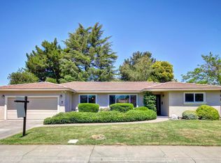 7 Cavalcade Cir, Sacramento, CA