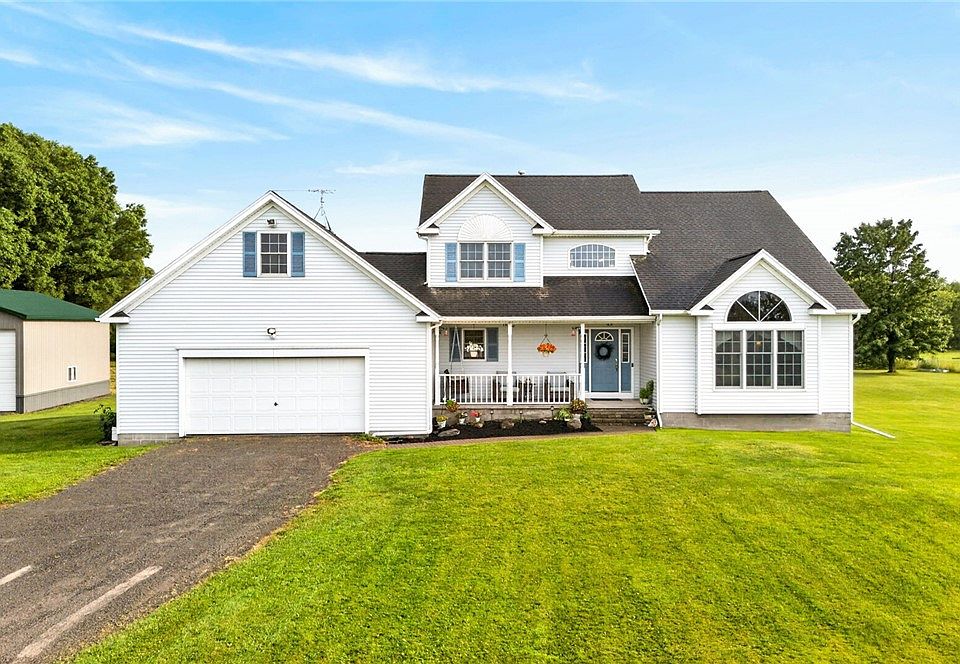 1st image of 2411 N Hamlin Rd