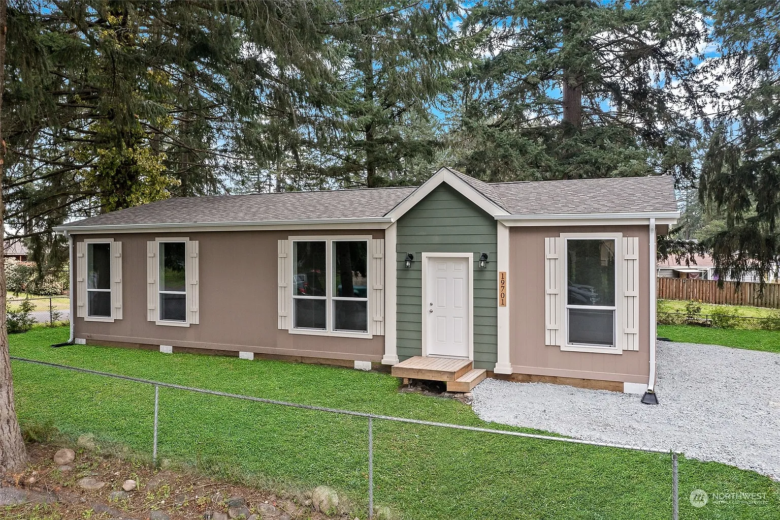 19701 65th Avenue E photo 1
