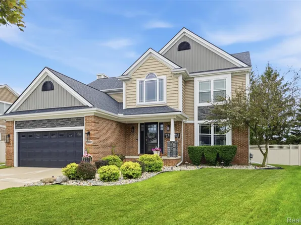 11682 Heatherwood Cir, Taylor, MI 48180