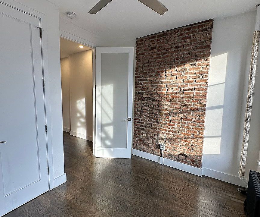1st image of 178 Mulberry St #24