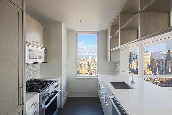 1st image of 555 10th Ave APT 47A