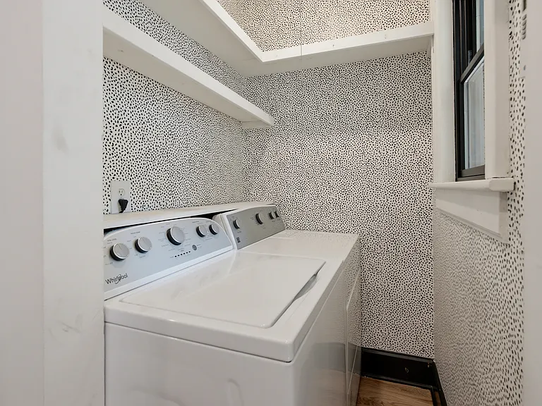 1043 Sharpe Ave — Photo 33