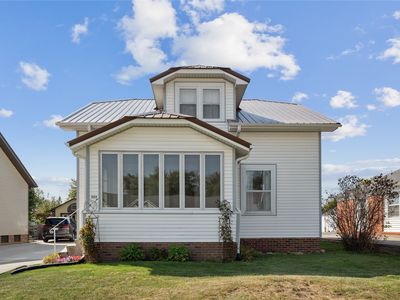 909 Washington St, Pella, IA, 50219