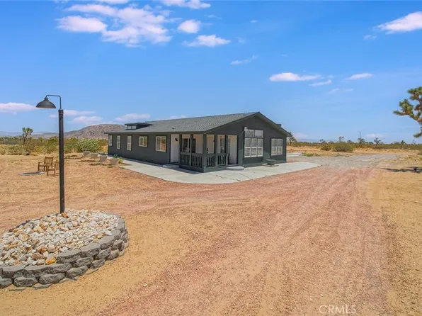 1001 Gibralter Rd, Landers, CA 92285