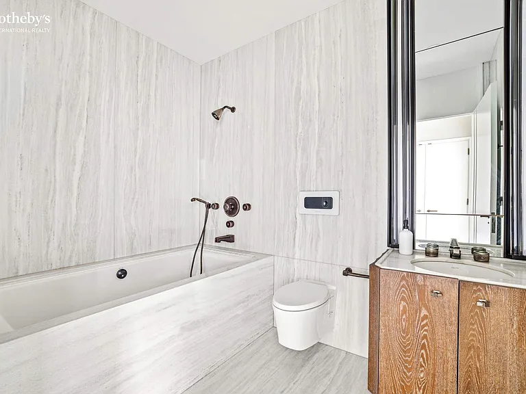 111 W 57th St #14N — Photo 13