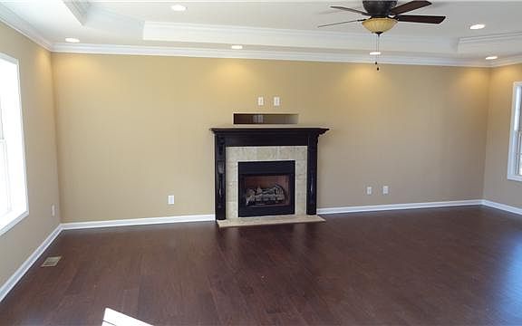 3rd image of 214 Franklin Mdws Lot 214
