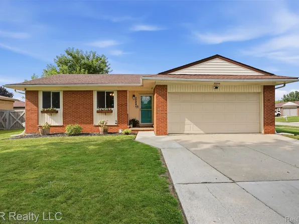 20044 Cole Ave, Brownstown, MI 48183