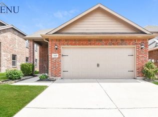 5609 Thunder Bay Dr, Fort Worth, TX 76119