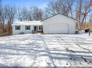 N7163 Cozy Oaks Cir, Shawano, WI 54166