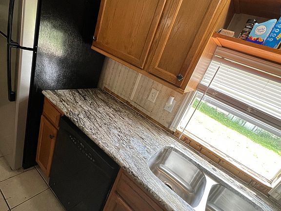 3rd image of 27723 Oak Meadow Dr