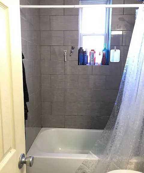 370 S Highland Ave #11 — Photo 11