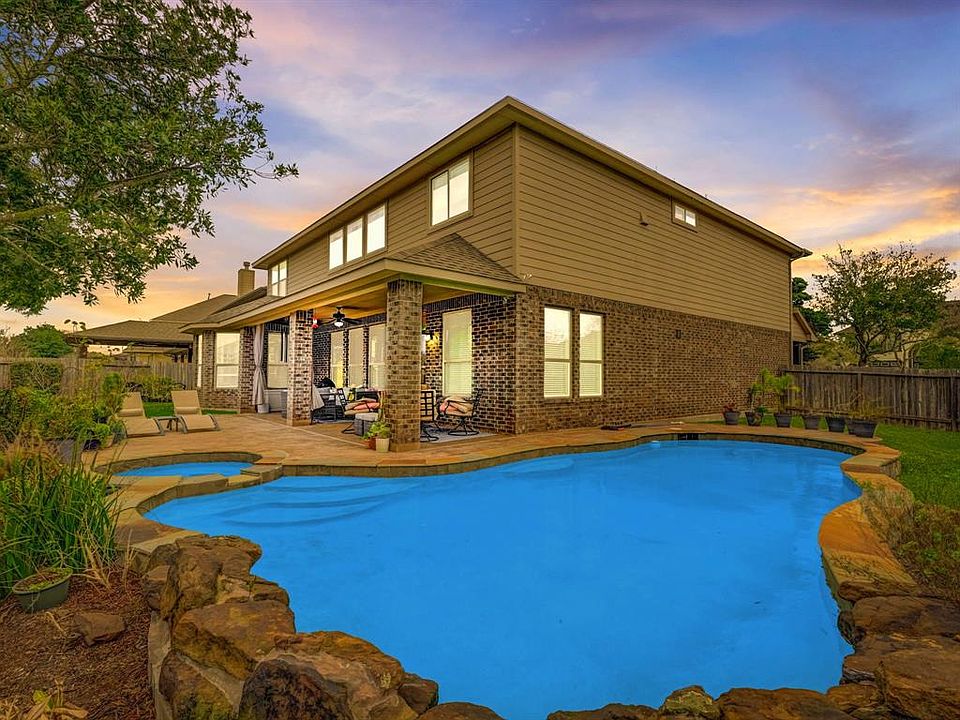 1st image of 4626 Miramar Drive