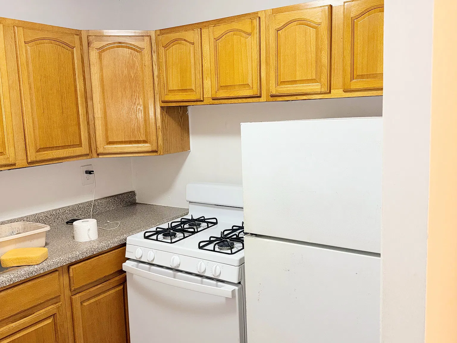 1 bed, 700 sqft, $2,000 — Photo 4