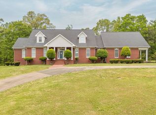 975 Breckenridge Ln, Savannah, TN 38372