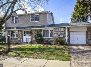 1126 Napier St, Philadelphia, PA 19116