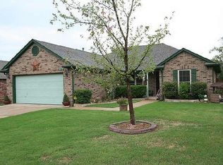 1052 E 131st Pl, Glenpool, OK 74033