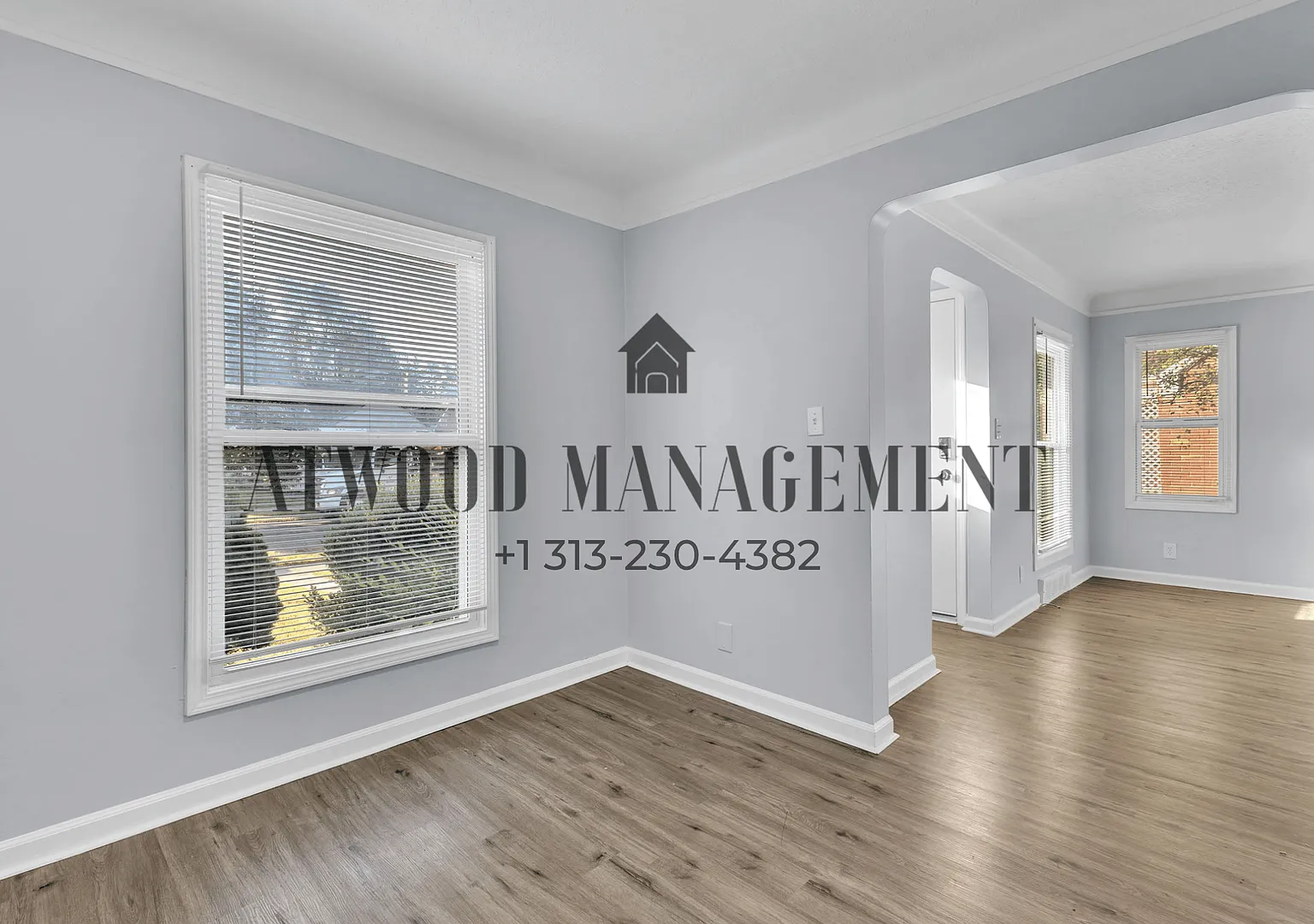 This beautifully updated 3-bedroom, 2-bath single-family home is ready for move-in! — Photo 3