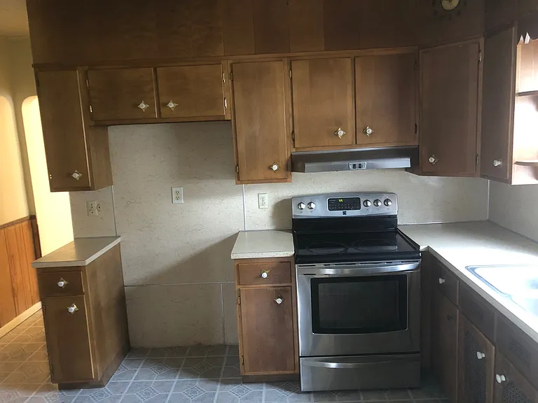 2334 Penn Ave — Photo 7