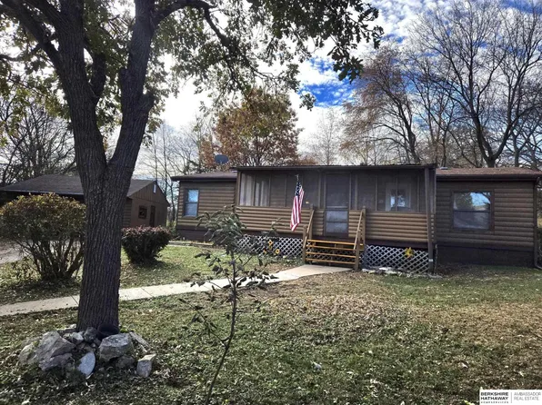 415 & 401 Kaffenberger Dr, Murray, NE 68409