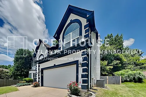 500 Cottonwood Close Photo 1 500 Cottonwood Close Photo 1