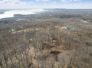 29 Soluri Ln, Tomkins Cove, NY