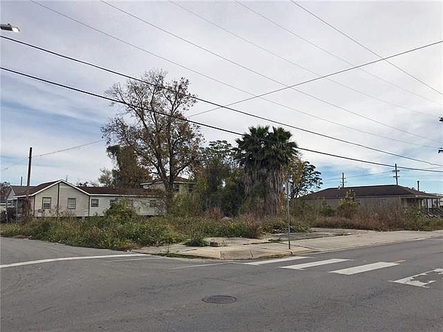 1st image of 2101 Mazant St