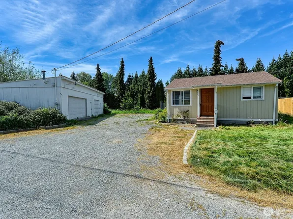 325 N Hawthorne Street, Burlington, WA 98233