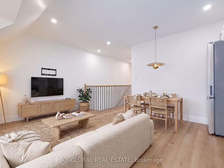 1502 Dufferin St #3 — Photo 10