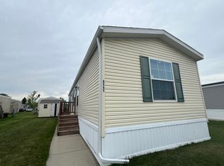 8445 Maurice Ct #125, Newport, MI 48166