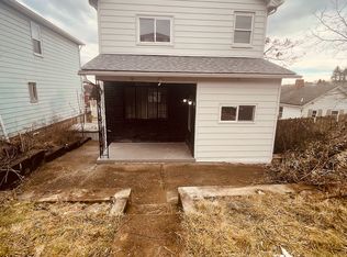 2432 Perry St, Homestead, PA 15120