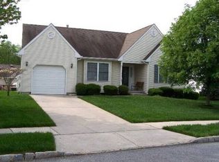 105 Parasol Pl, Sewell, NJ 08080