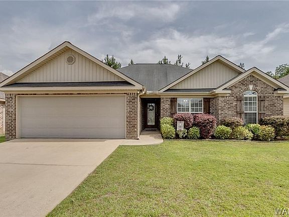 3rd image of 4919 Windsor Ln