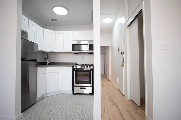 Rented by Corcoran | media 5