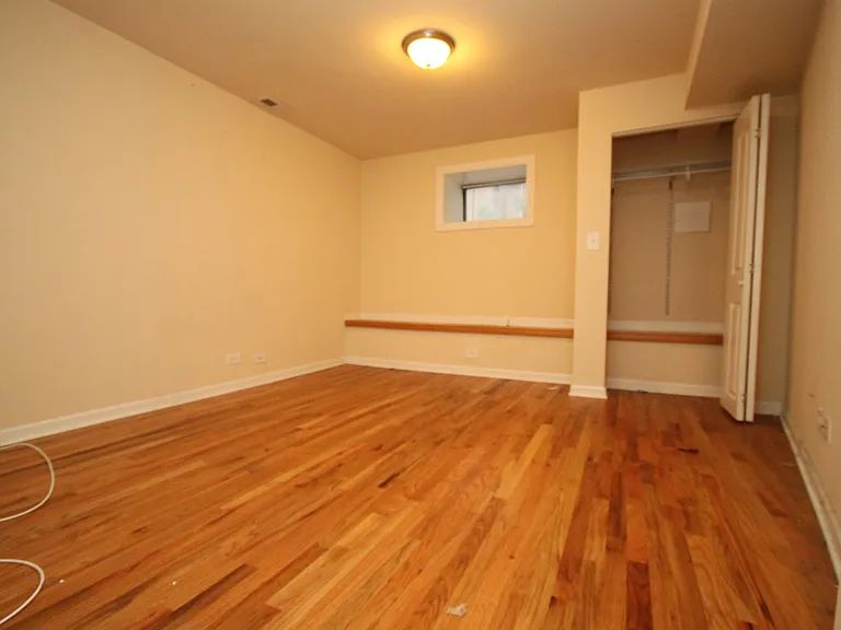 3150 N Honore St #1 — Photo 12