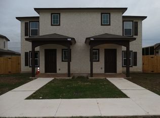 5826 Grandwood Dr, San Antonio, TX 78239