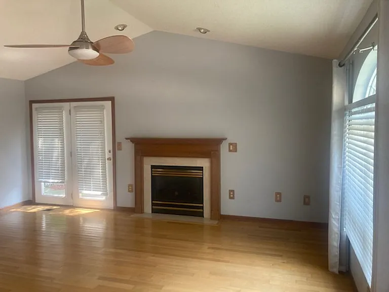 342 Westline Ct — Photo 15