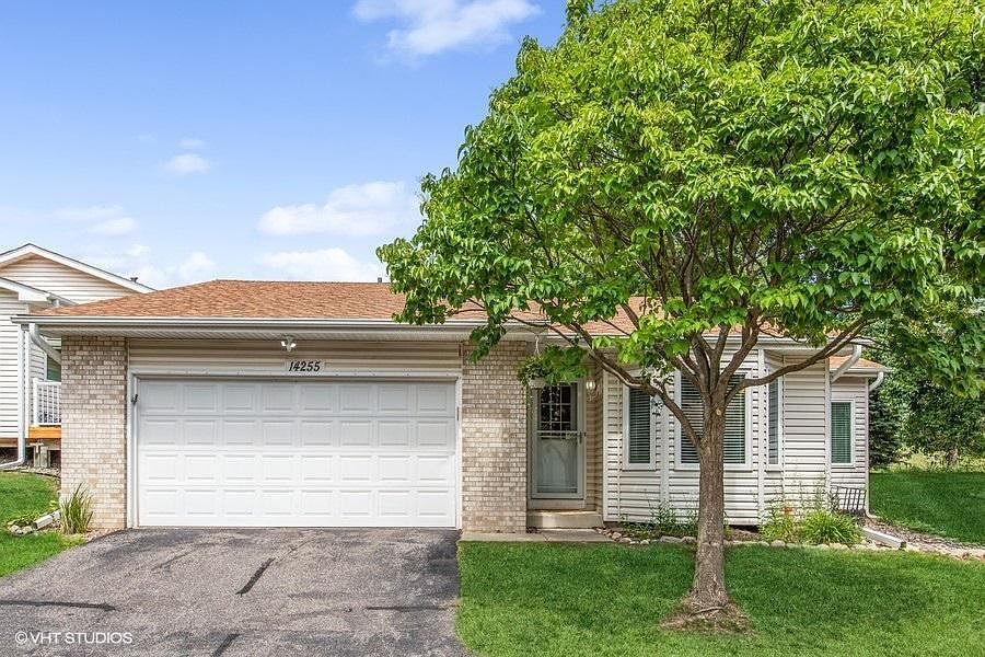 1st image of 14255 Glencove Trl
