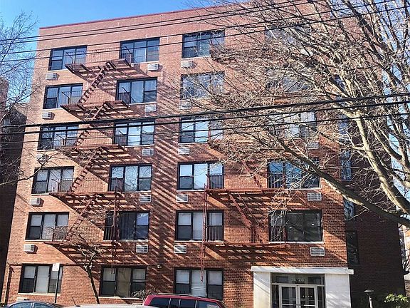 2nd image of 7626 113th St APT 2A