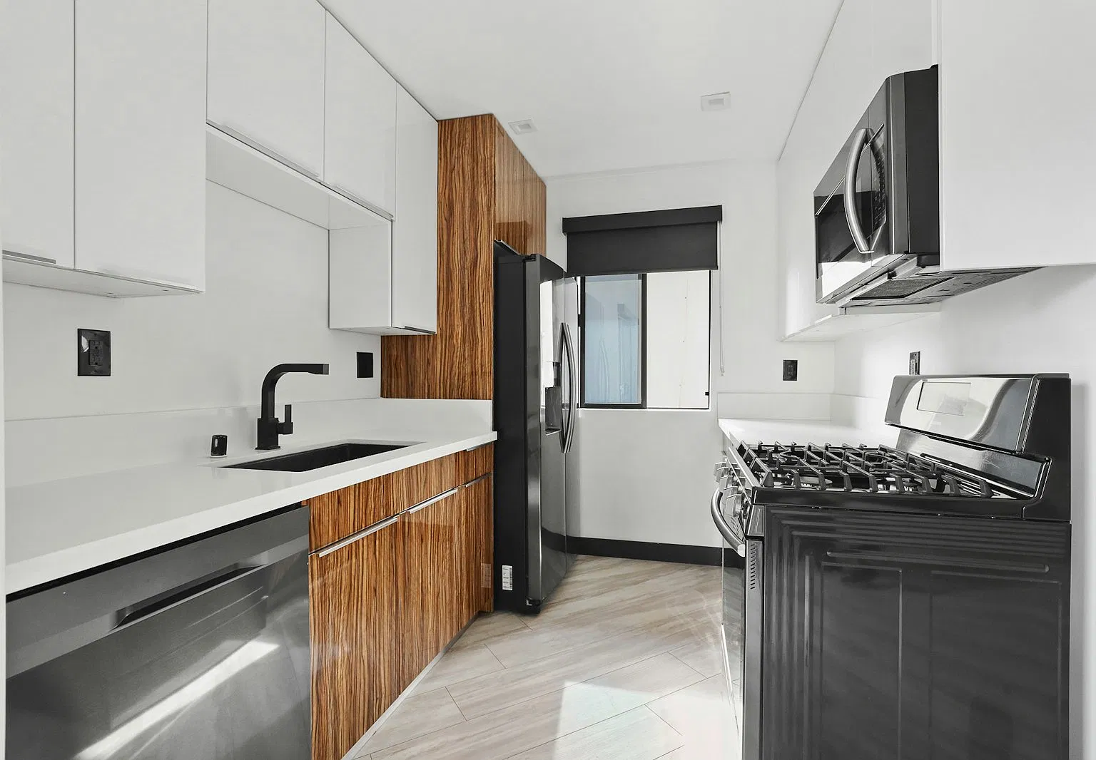 5667 La Mirada Avenue, Unit 3 — Photo 1