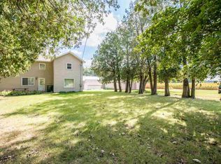 2086 County Rd W, Stoughton, WI 53589