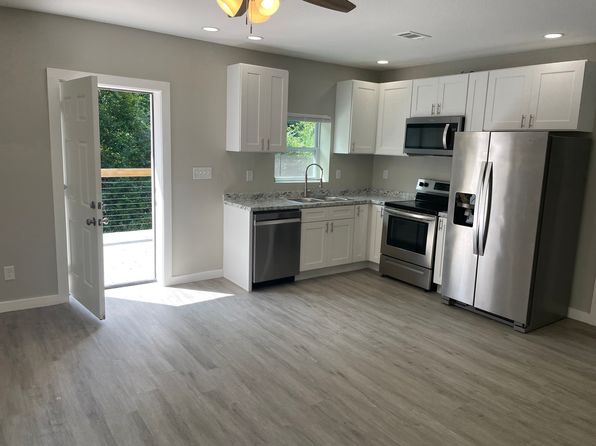 371 Cain Ave #3