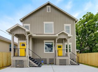 811 E 39th St #A, Houston, TX 77022