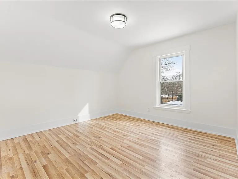 107 Water St #107 — Photo 23