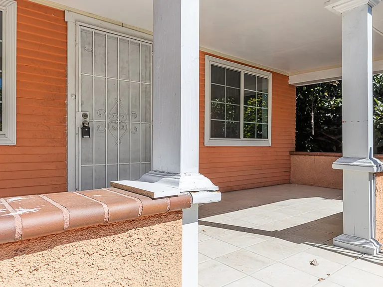 719 N Coronado St — Photo 6