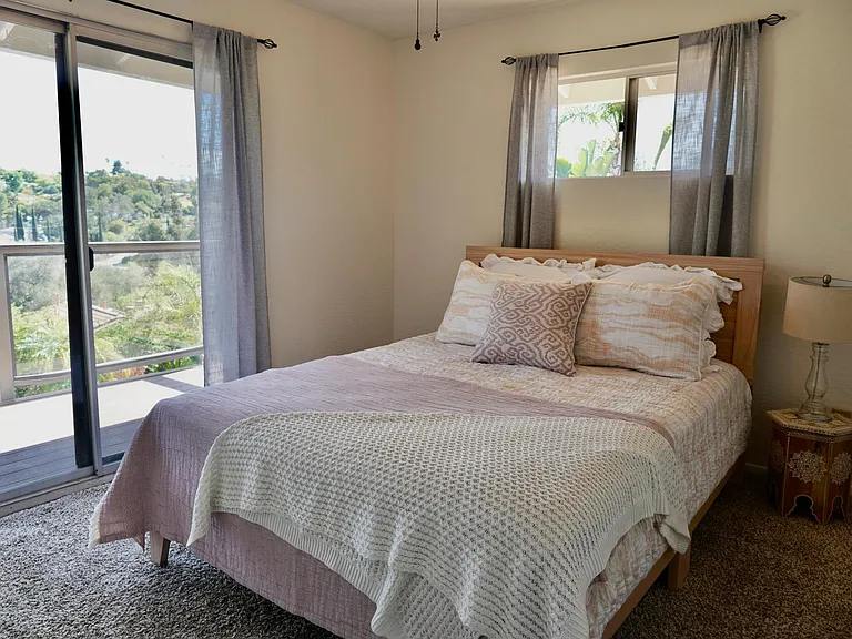944 Cypress Dr — Photo 7