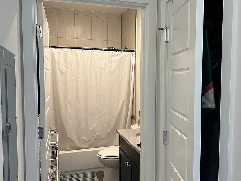 6318 Jackson St — Photo 10